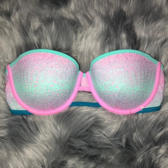 Victoria's Secret Other - Victoria’s Secret Ombré Bikini Top